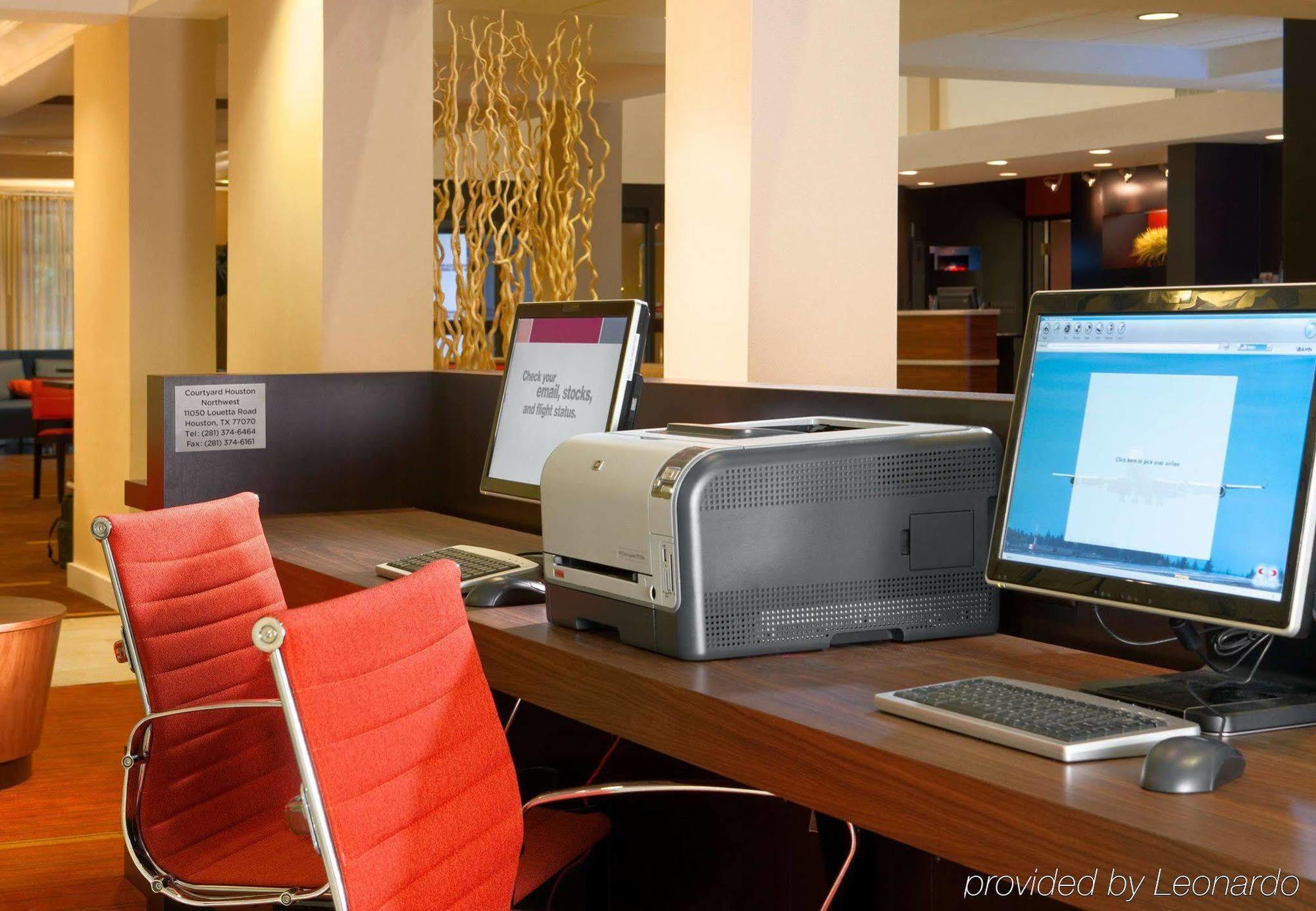 Отель Courtyard By Marriott Houston Northwest Экстерьер фото